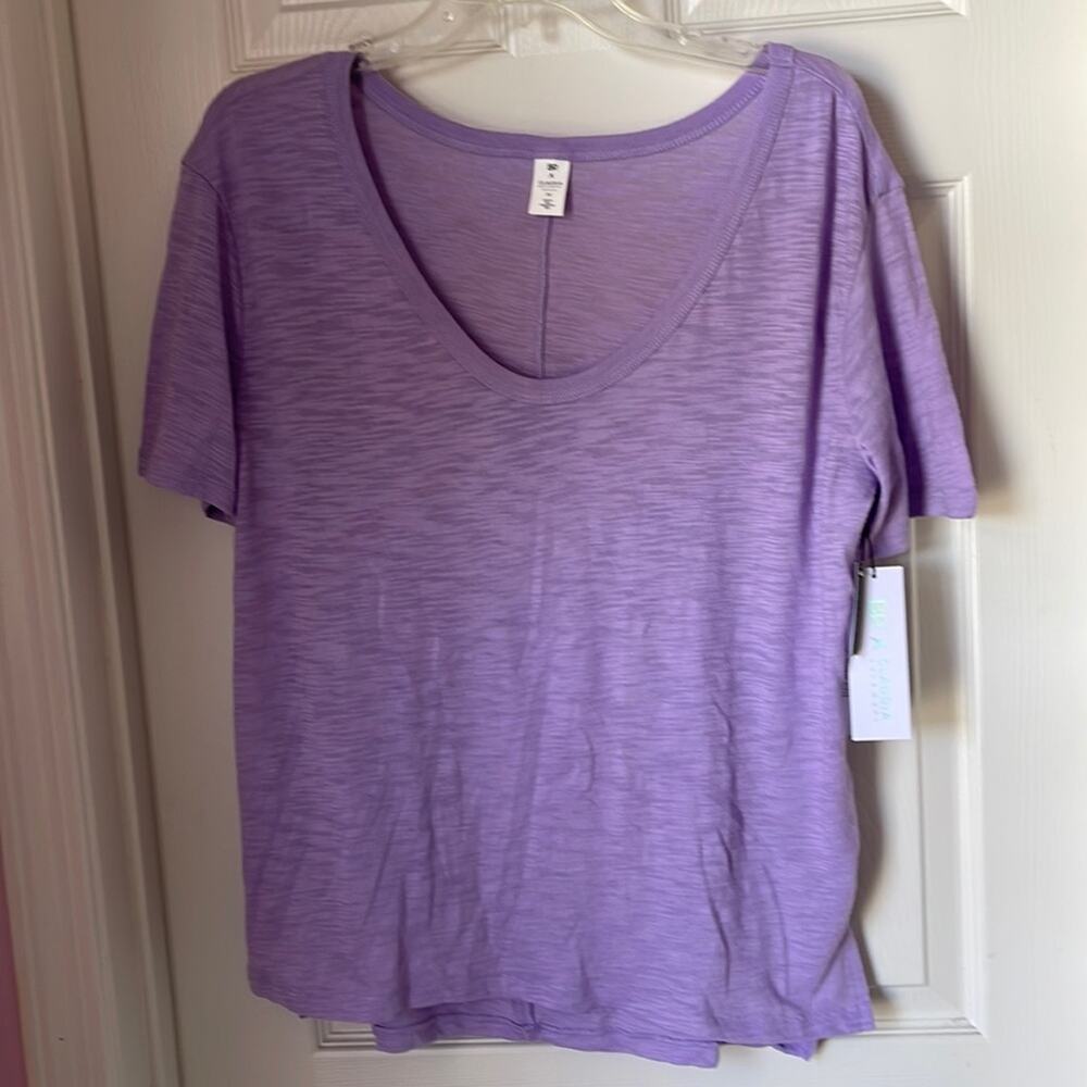BP X Claudia Sulewski cotton blend t-shirt NWT size Medium